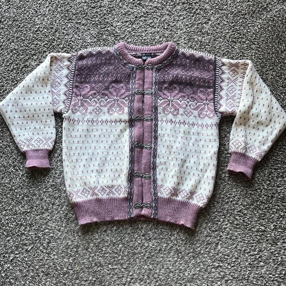 Dale of Norway Wool Cardigan Purple Cream Nordic Pattern Metal Clasp Size 44 L